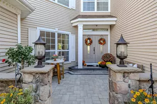 77 Hamlet Dr, Mount Sinai, NY 11766 - Photo 11