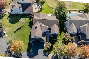 77 Hamlet Dr, Mount Sinai, NY 11766 - Photo 35