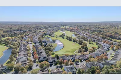 77 Hamlet Drive, Mount Sinai, NY 11766 - Photo 37