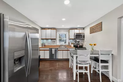 49 Maple Drive, Deer Park, NY 11729 - Photo 7