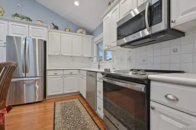 2037 Stratford Drive, Westbury, NY 11590 - Photo 15