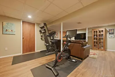 2037 Stratford Drive, Westbury, NY 11590 - Photo 27