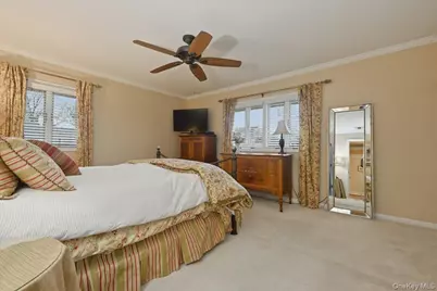 2037 Stratford Drive, Westbury, NY 11590 - Photo 17