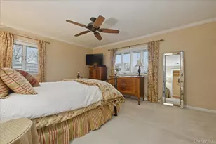 2037 Stratford Dr, Westbury, NY 11590 - Photo 17