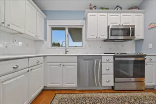 2037 Stratford Dr, Westbury, NY 11590 - Photo 13