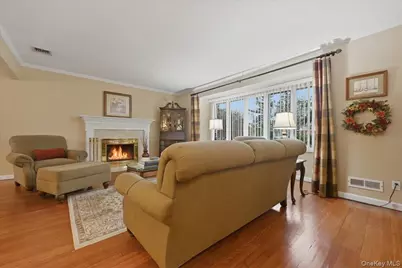 2037 Stratford Drive, Westbury, NY 11590 - Photo 5