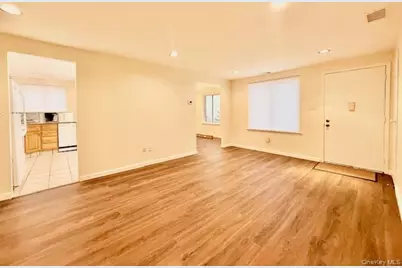 155 Golf Lane, Medford, NY 11763 - Photo 5