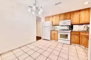 155 Golf Ln, Medford, NY 11763 - Photo 11