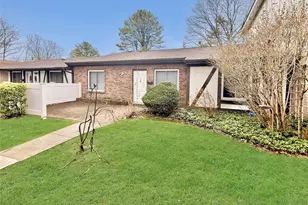 155 Golf Ln, Medford, NY 11763 - Photo 3