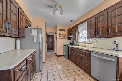 148-17 3rd Avenue, Whitestone, NY 11357 - Photo 7