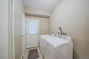 427 Bicycle Path, Port Jefferson, NY 11776 - Photo 25