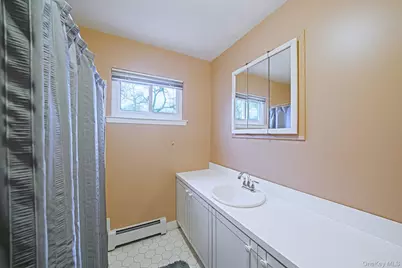 427 Bicycle Path, Port Jefferson, NY 11776 - Photo 33