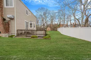 427 Bicycle Path, Port Jefferson, NY 11776 - Photo 5