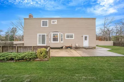 427 Bicycle Path, Port Jefferson, NY 11776 - Photo 7