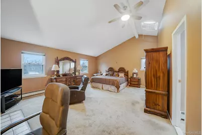 427 Bicycle Path, Port Jefferson, NY 11776 - Photo 27