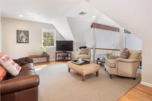 230 Ridgecrest Rd, Briarcliff Manor, NY 10510 - Photo 31