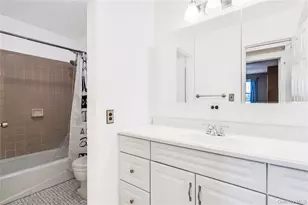 11 Balint Dr, Yonkers, NY 10710 - Photo 9