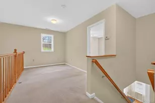 27 Tall Tree Ln, Poughkeepsie, NY 12601 - Photo 17