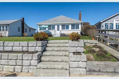 1400 Peconic Bay Boulevard, Jamesport, NY 11947 - Photo 33