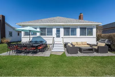 1400 Peconic Bay Boulevard, Jamesport, NY 11947 - Photo 29