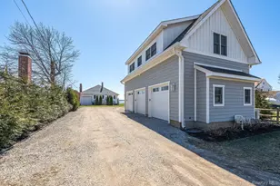 1400 Peconic Bay Blvd, Jamesport, NY 11947 - Photo 35