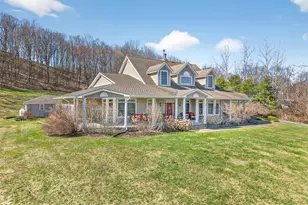 5 Deer Meadow Dr, Wallkill, NY 12589 - Photo 3