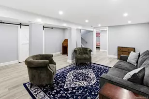 425 Macdonald Ave, Bellport, NY 11713 - Photo 17