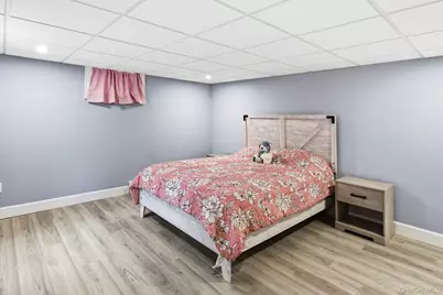 425 Macdonald Avenue, Bellport, NY 11713 - Photo 21