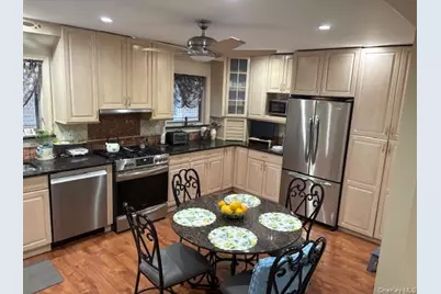 155-51 Huron Street, Howard Beach, NY 11414 - Photo 5