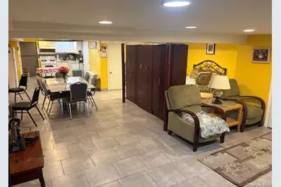 155-51 Huron Street, Howard Beach, NY 11414 - Photo 9