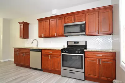 25 Hazel Street, Central Islip, NY 11722 - Photo 9