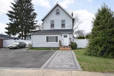 25 Hazel Street, Central Islip, NY 11722 - Photo 3