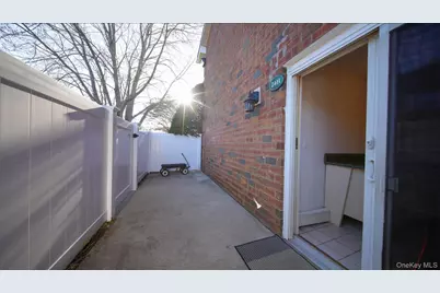 460 Old Town Road #24H, Port Jefferson Station, NY 11776 - Photo 15