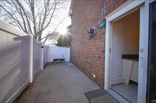 460 Old Town Rd, Port Jefferson Station, NY 11776 - Photo 15