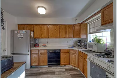 256 Quassaick Avenue #7, New Windsor, NY 12553 - Photo 9