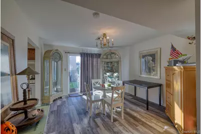 256 Quassaick Avenue #7, New Windsor, NY 12553 - Photo 7