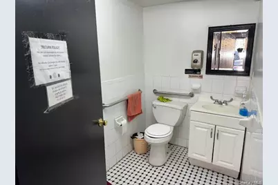 95-08 35th Avenue, Jackson Heights, NY 11372 - Photo 3