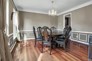 8 Avolet Ct, Mount Sinai, NY 11766 - Photo 5