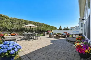 8 Avolet Ct, Mount Sinai, NY 11766 - Photo 27