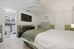 1085 Sipp Ave, Medford, NY 11763 - Photo 17