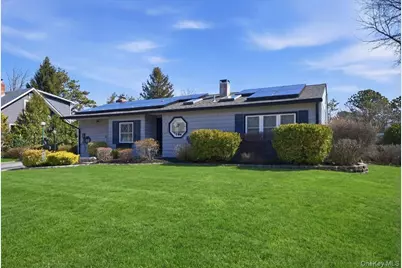 1085 Sipp Avenue, Medford, NY 11763 - Photo 3