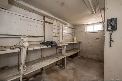 2882 Miles Avenue, Bronx, NY 10465 - Photo 17