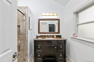 10 Tall Oaks Ct, Manorville, NY 11949 - Photo 11