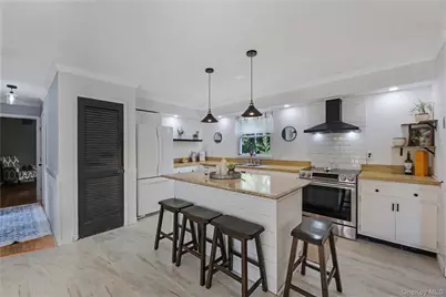 48 Nidzyn Avenue, Remsenburg, NY 11960 - Photo 11