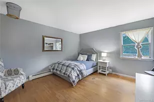 48 Nidzyn Ave, Remsenburg, NY 11960 - Photo 17