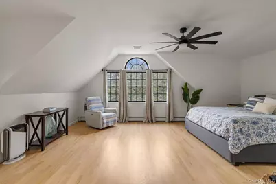 223 Bread and Cheese Hollow Road, Northport, NY 11768 - Photo 23