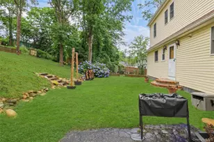 223 Bread and Cheese Hollow Rd, Northport, NY 11768 - Photo 31