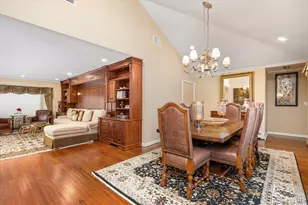 9 Ellis Dr, Syosset, NY 11791 - Photo 3