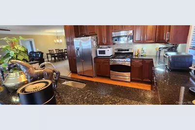 145 Regency Drive, Fishkill, NY 12524 - Photo 9