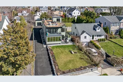 37 Carlton Avenue, Port Washington, NY 11050 - Photo 3